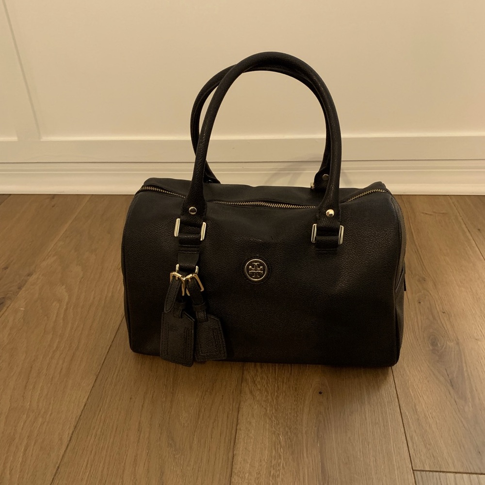 ❤️Tory Burch black leather purse ❤️